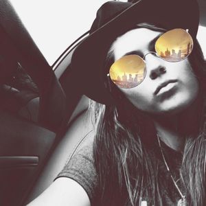 Meet your Posher, Rebecca